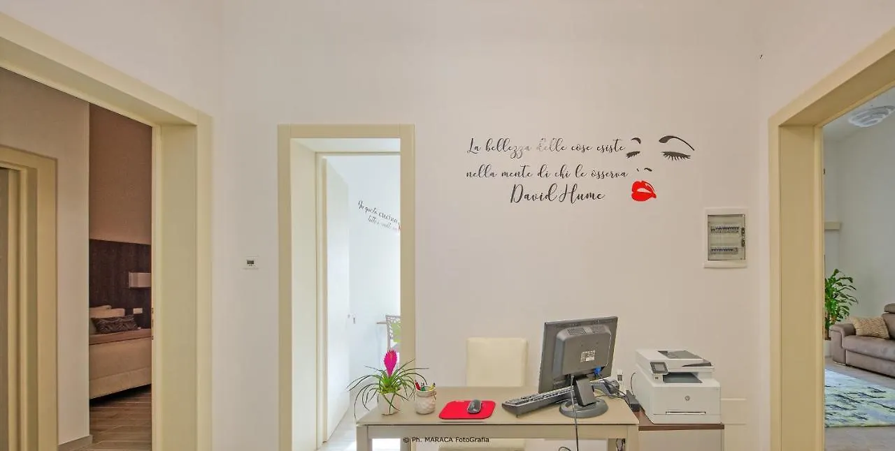 Hotiday Room Collection - Lecce Gianmarti Suite 3*,  Italie